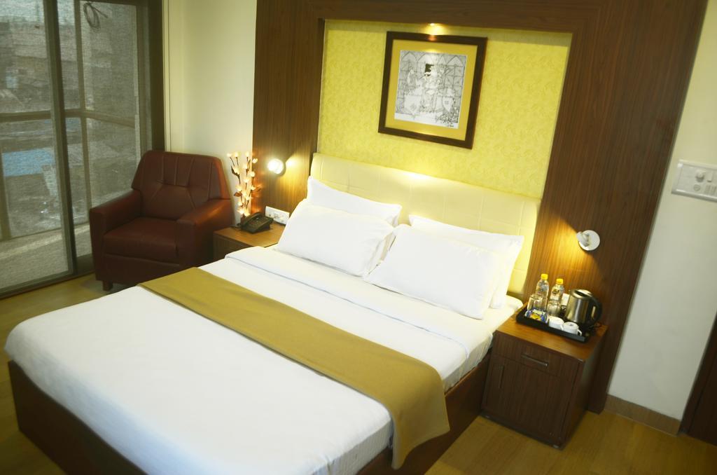 Hotel Arunachala Tiruvannāmalai Habitación foto